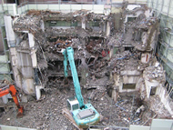 SRC造の社屋解体