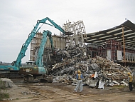 鉄骨造の店舗解体